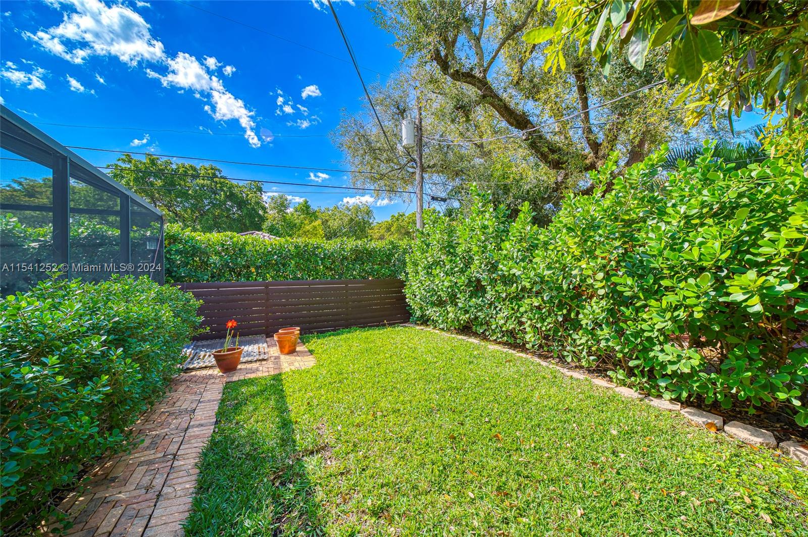 CORAL GABLES BILTMORE SEC - Residential