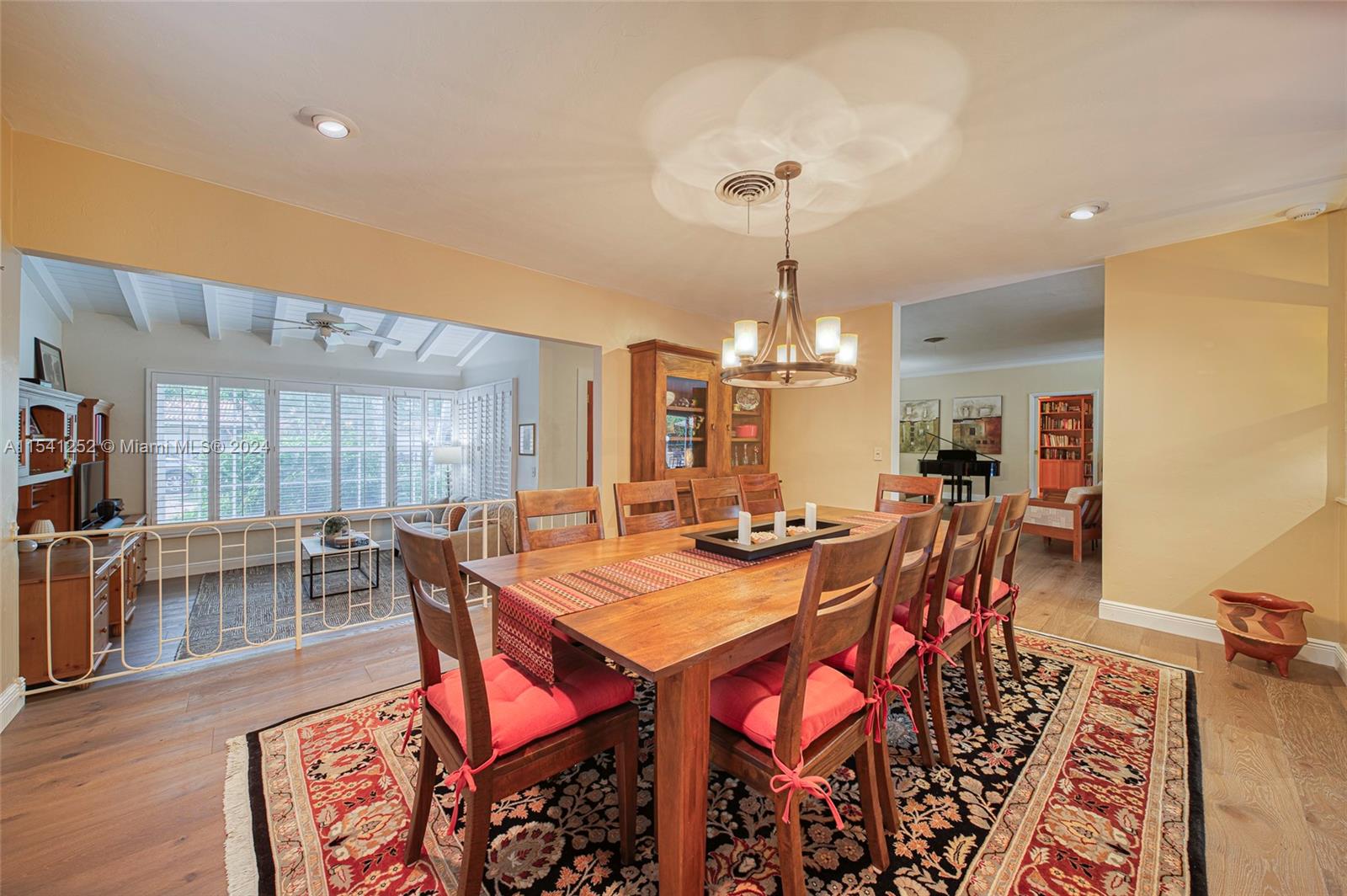 CORAL GABLES BILTMORE SEC - Residential