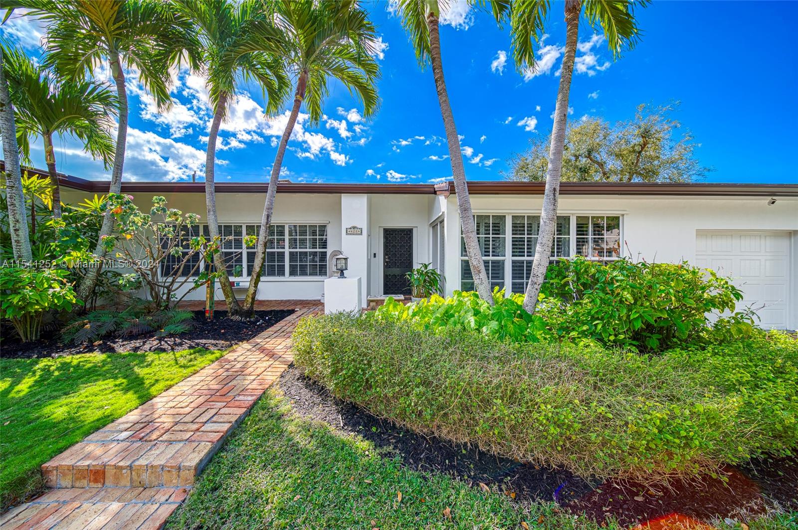 CORAL GABLES BILTMORE SEC - Residential