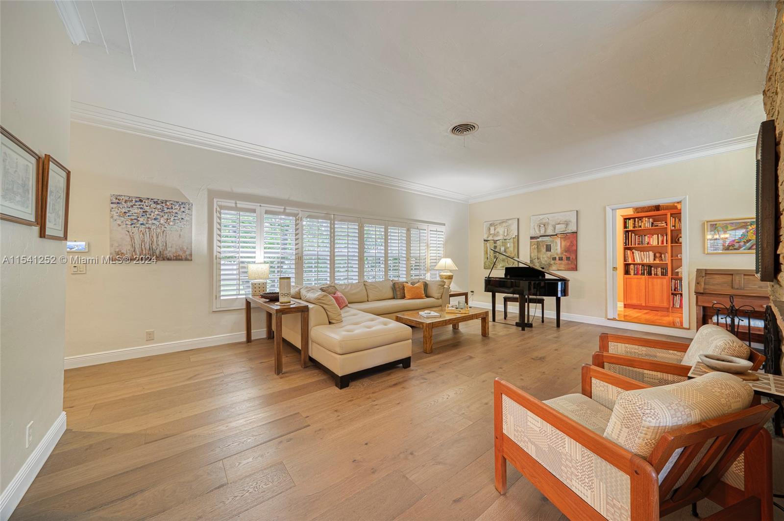 CORAL GABLES BILTMORE SEC - Residential