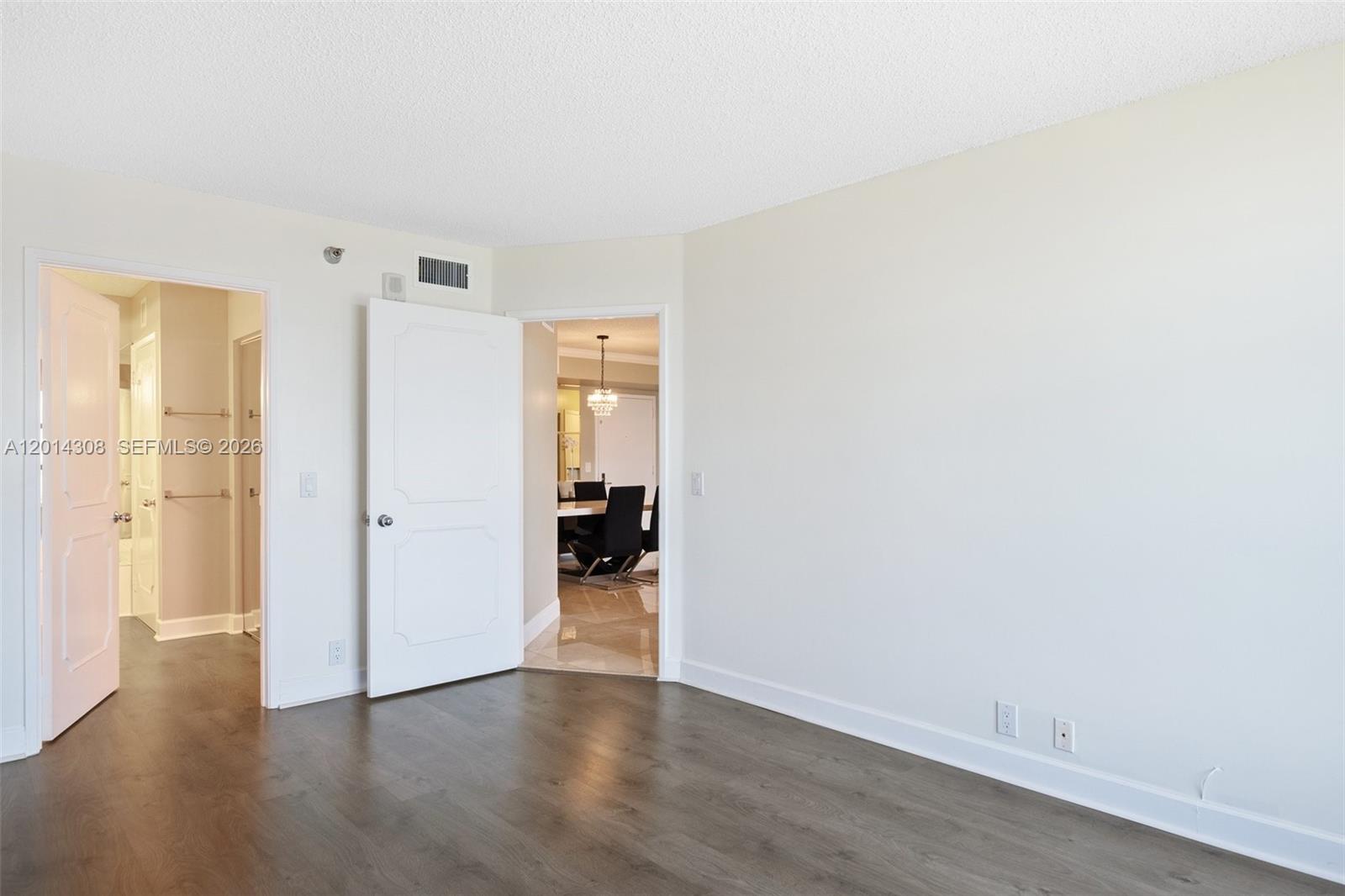 MYSTIC POINTE TOWER 600 C - Residential Lease