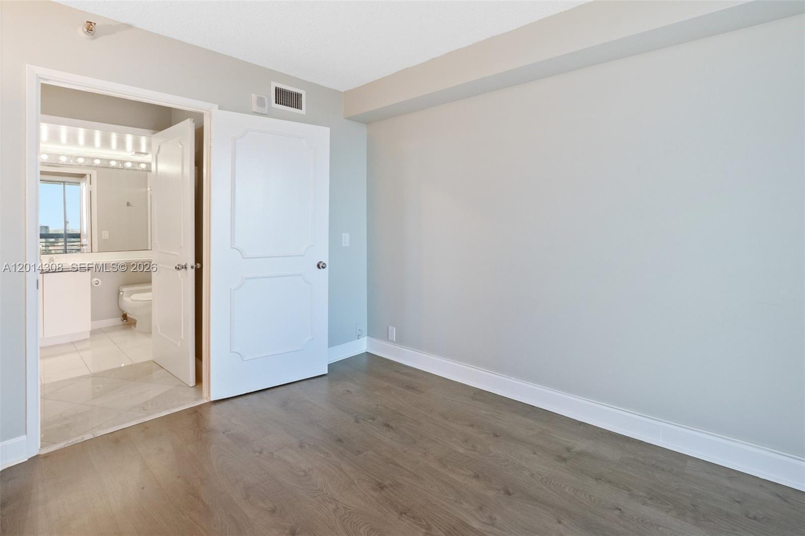 MYSTIC POINTE TOWER 600 C - Residential Lease
