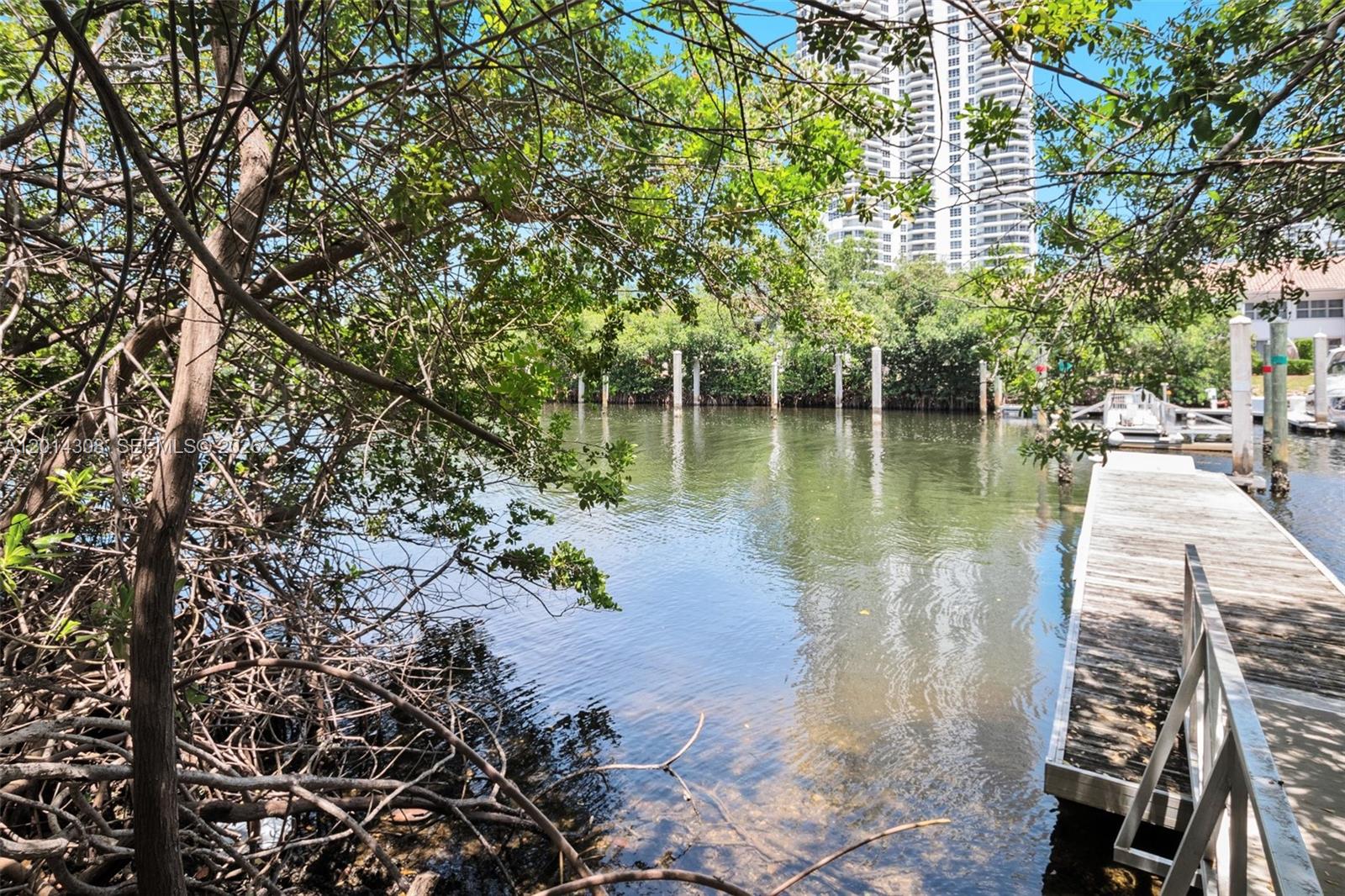 MYSTIC POINTE TOWER 600 C - Residential Lease