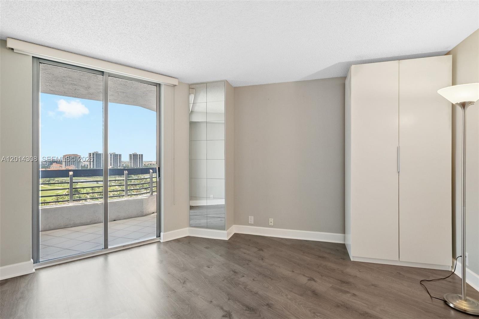 MYSTIC POINTE TOWER 600 C - Residential Lease