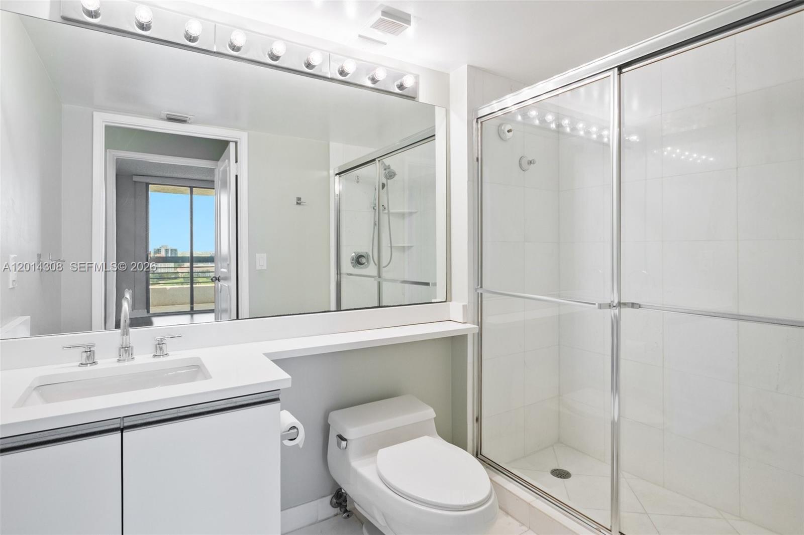MYSTIC POINTE TOWER 600 C - Residential Lease