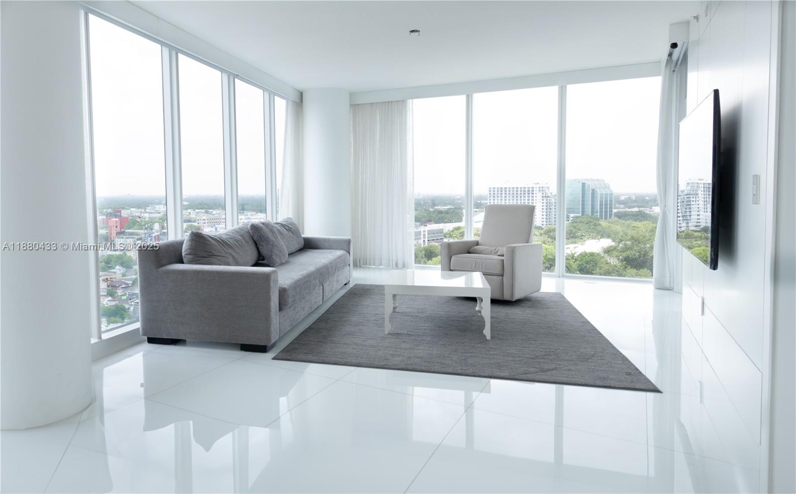 BLUE CONDO - Residential Lease