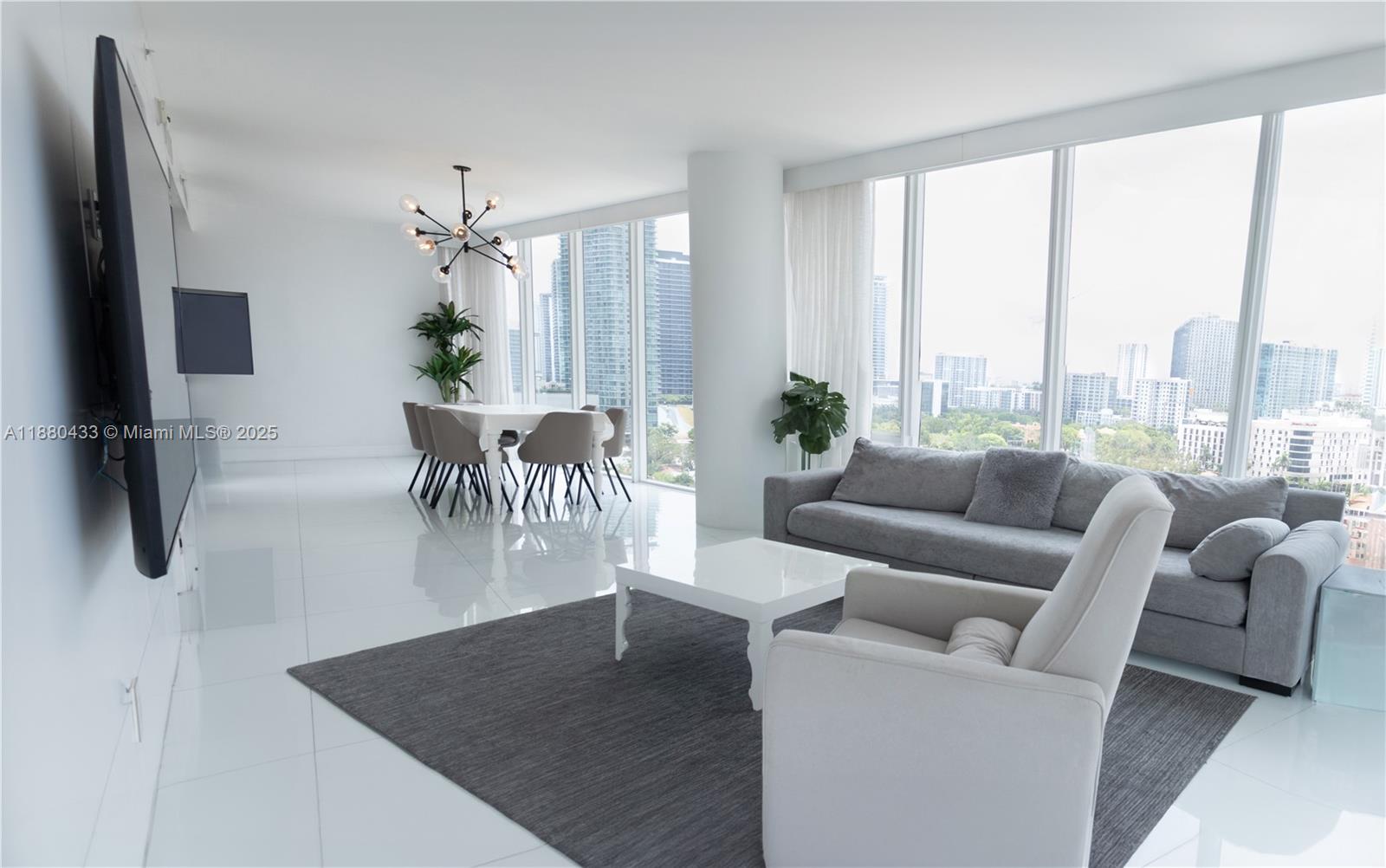 BLUE CONDO - Residential Lease