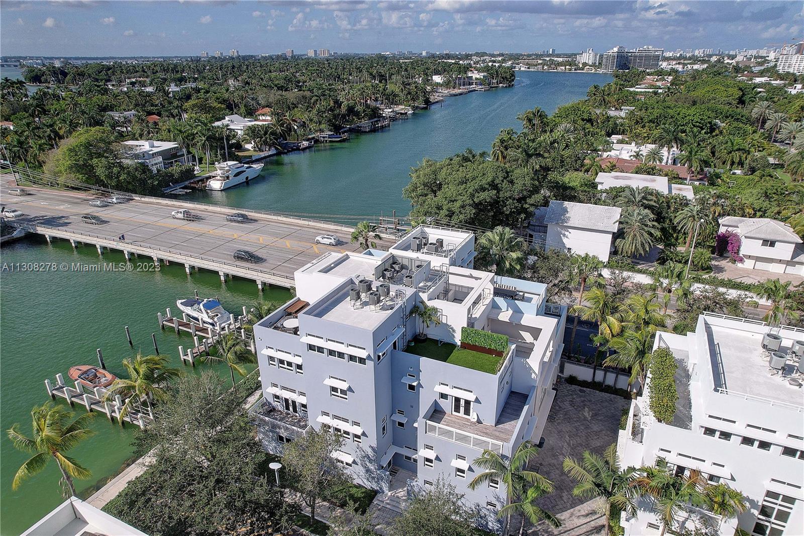 AQUA AT ALLISON ISLAND - Residential