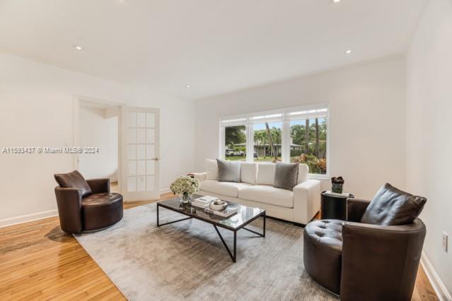 CORAL GABLES RIVIERA SEC - Residential