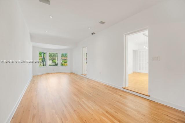 CORAL GABLES RIVIERA SEC - Residential