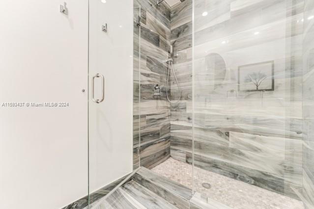 CORAL GABLES RIVIERA SEC - Residential