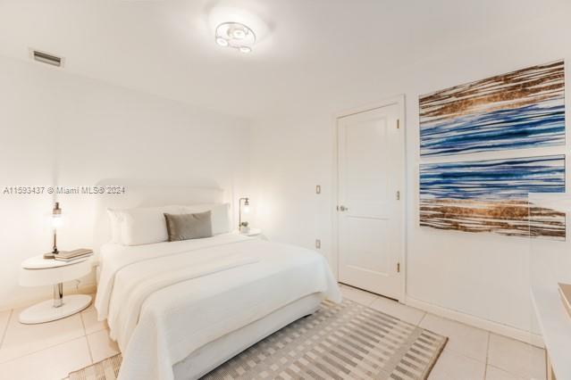 CORAL GABLES RIVIERA SEC - Residential