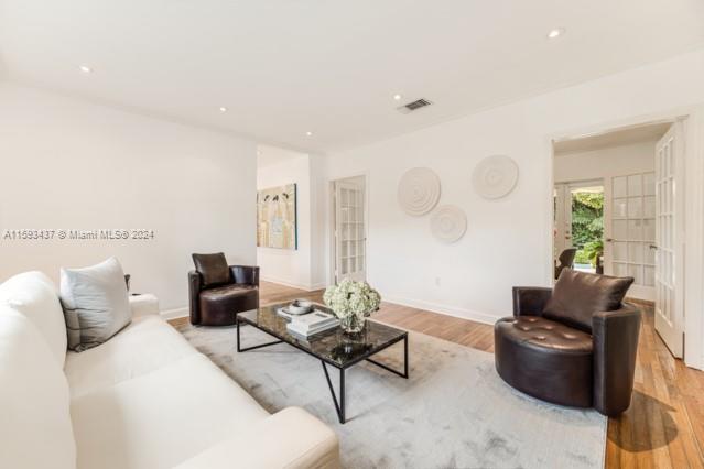 CORAL GABLES RIVIERA SEC - Residential