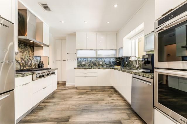 CORAL GABLES RIVIERA SEC - Residential