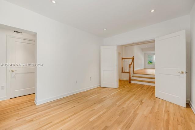 CORAL GABLES RIVIERA SEC - Residential