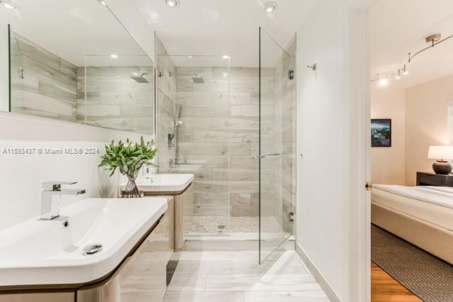 CORAL GABLES RIVIERA SEC - Residential