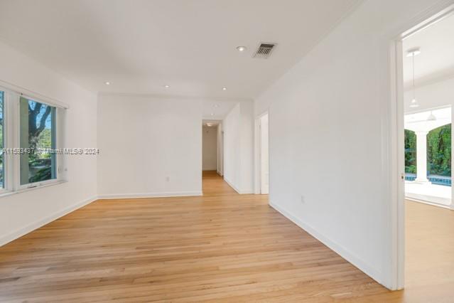 CORAL GABLES RIVIERA SEC - Residential