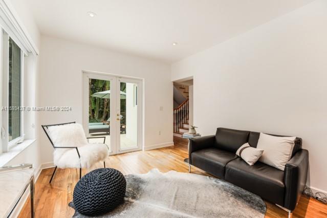 CORAL GABLES RIVIERA SEC - Residential