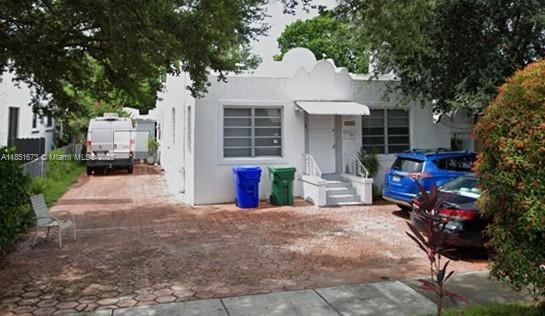 spectacular opportunity Rental Property
around SQF 2400 LOT 7250
SIX BED 5 BATH