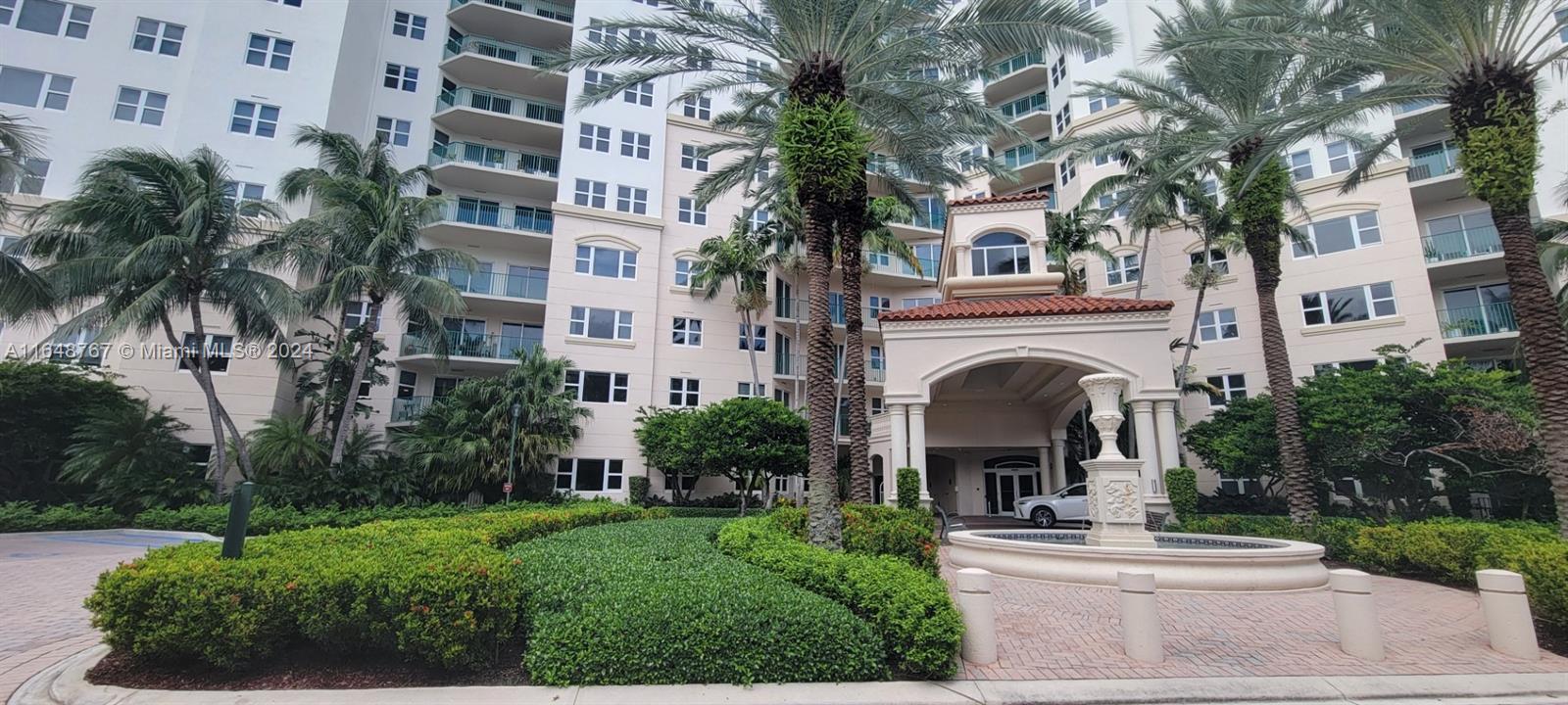 TURNBERRY VILLAGE SO TOWE - Residential