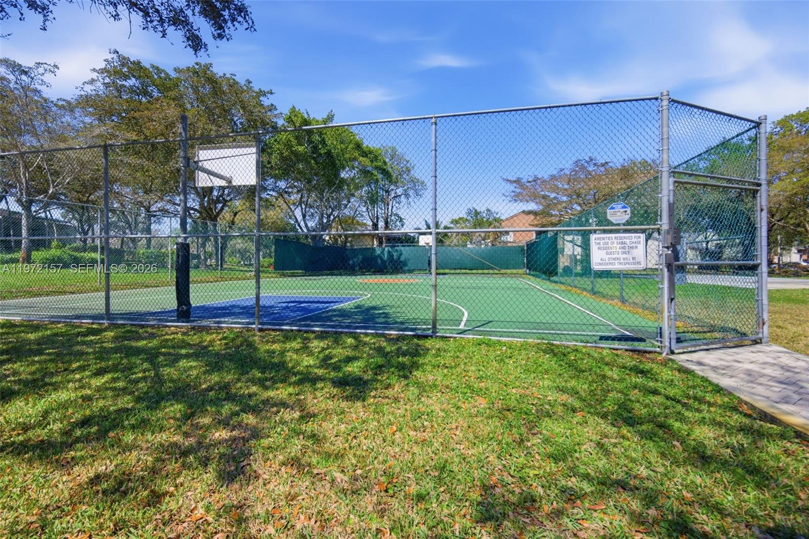 GREENGLADES CONDO 1 - Residential