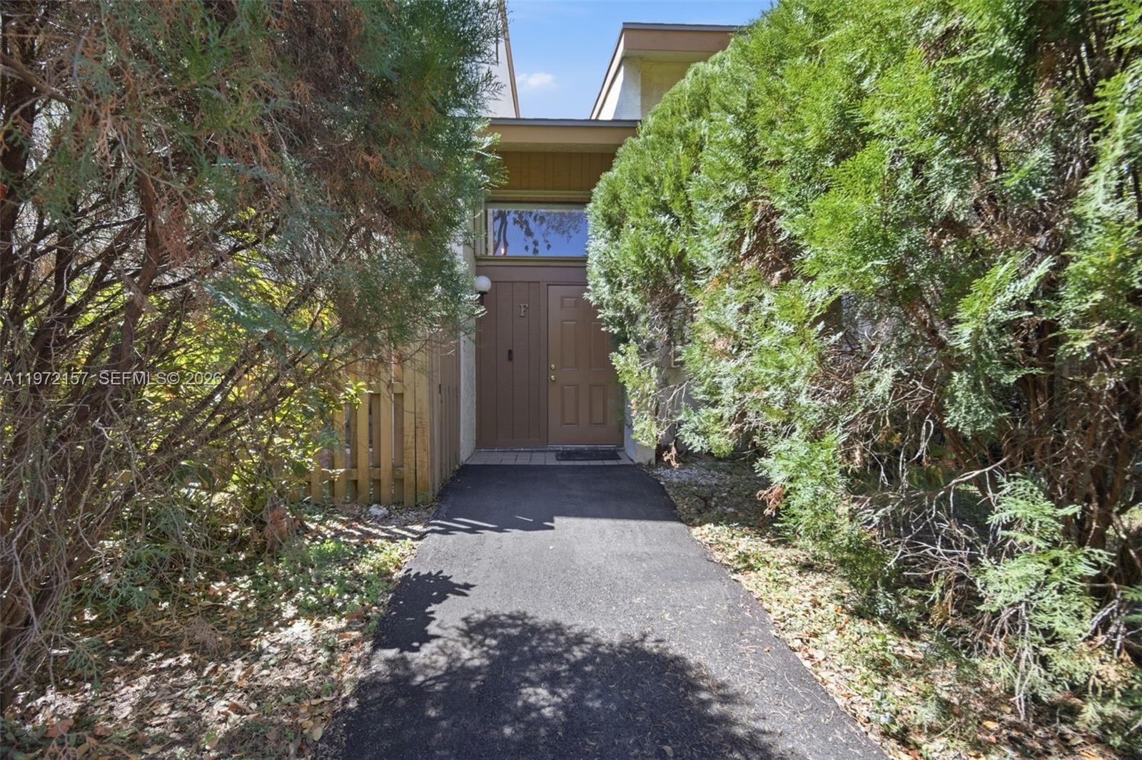 GREENGLADES CONDO 1 - Residential