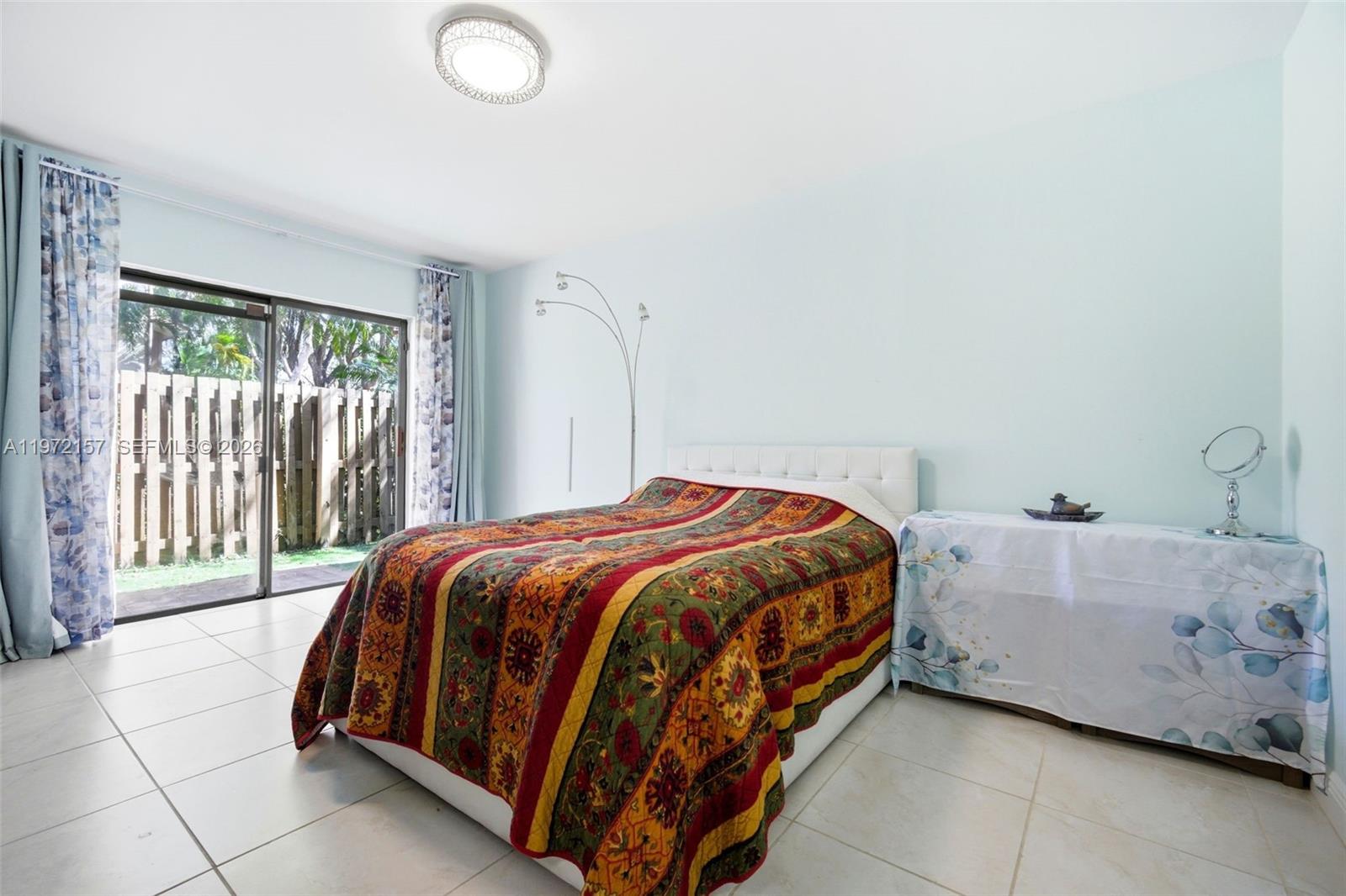 GREENGLADES CONDO 1 - Residential