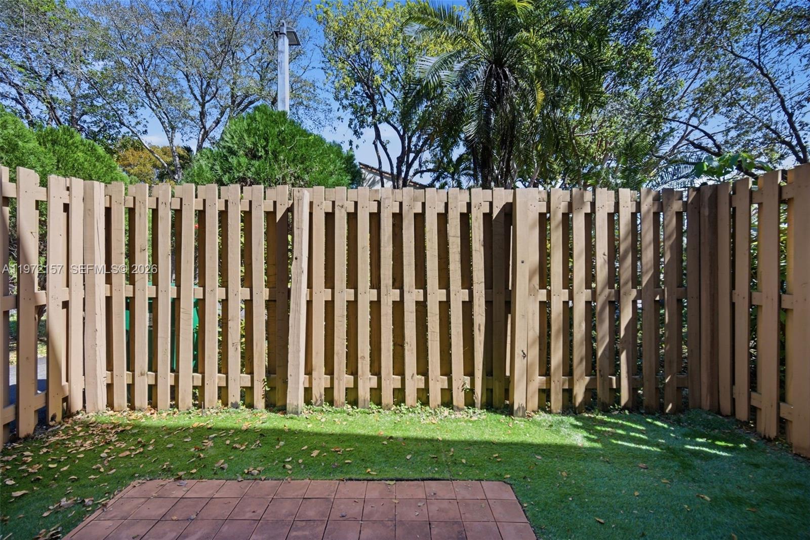 GREENGLADES CONDO 1 - Residential