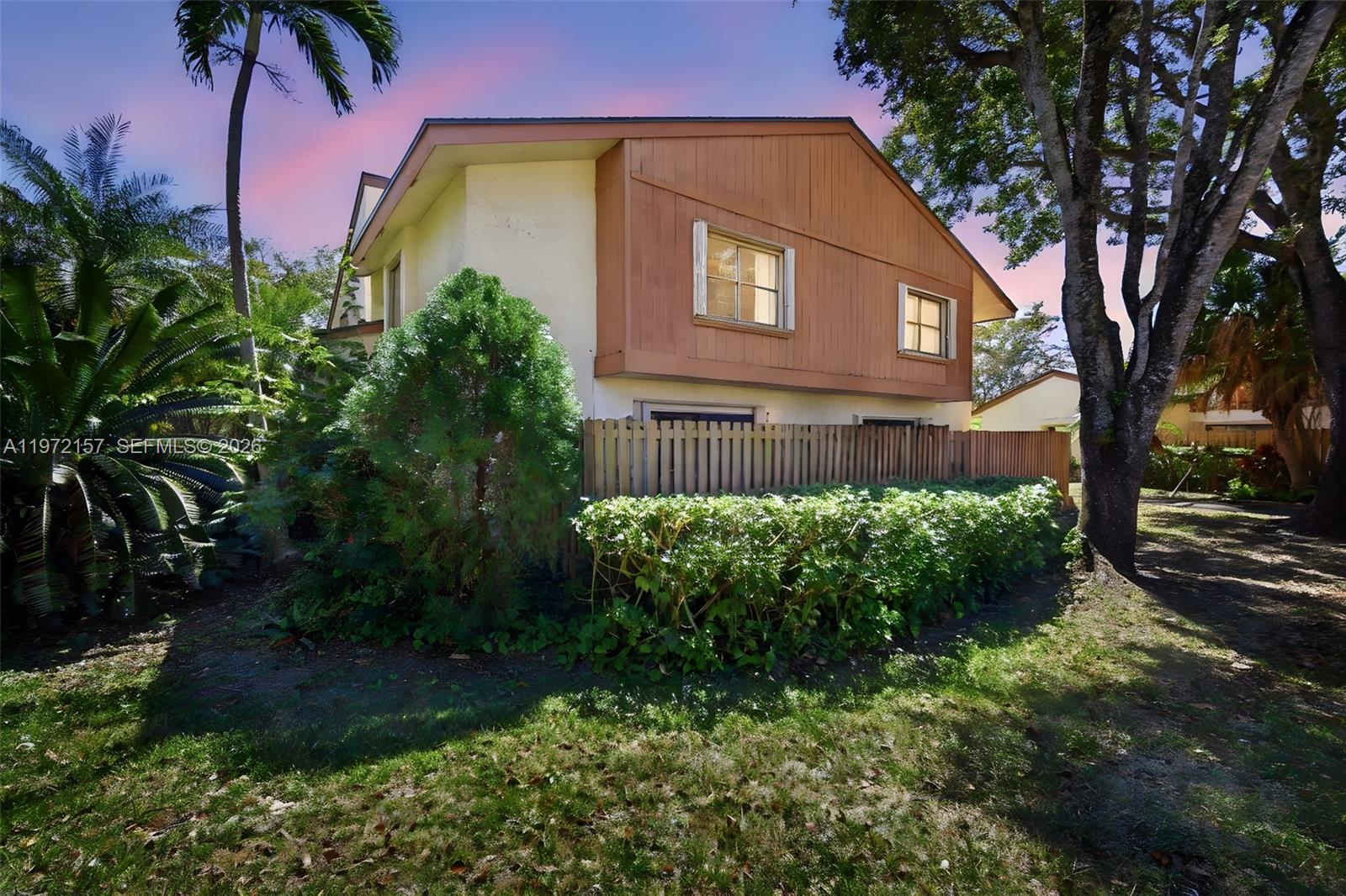 GREENGLADES CONDO 1 - Residential