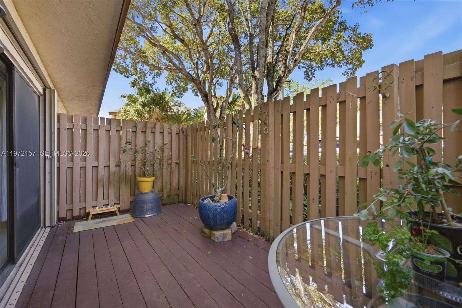 GREENGLADES CONDO 1 - Residential