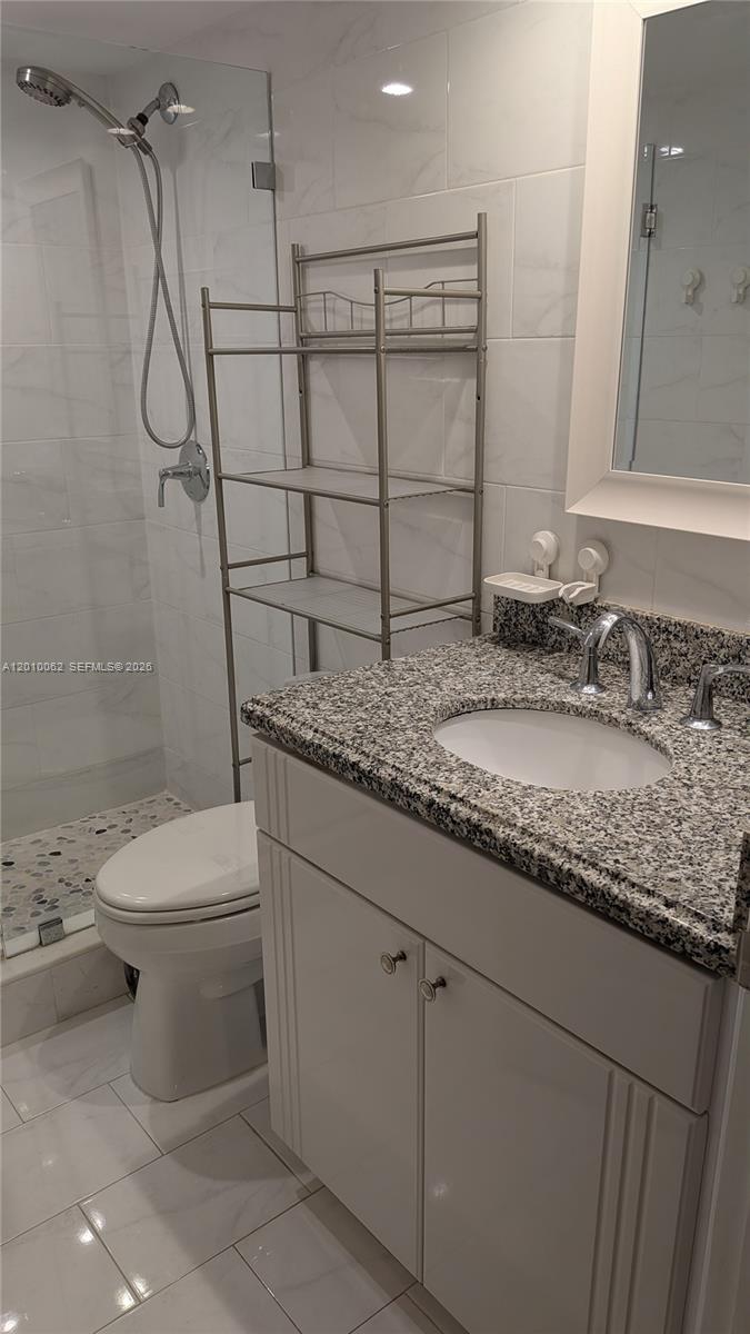 KENLAND BEND SOUTH CONDO - Residential