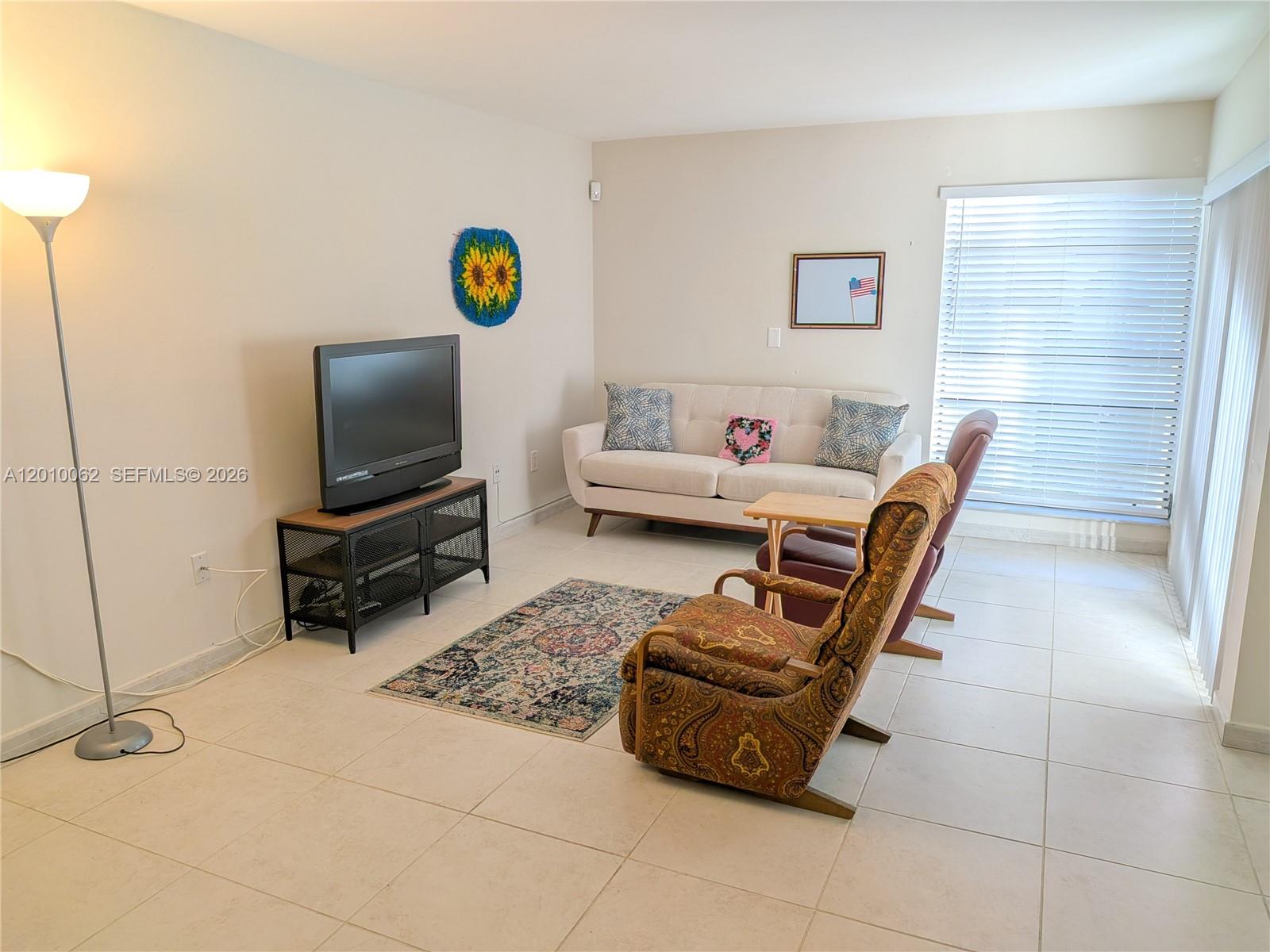 KENLAND BEND SOUTH CONDO - Residential