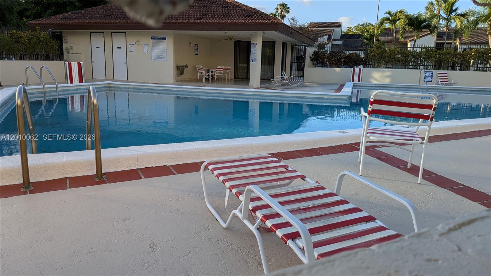 KENLAND BEND SOUTH CONDO - Residential