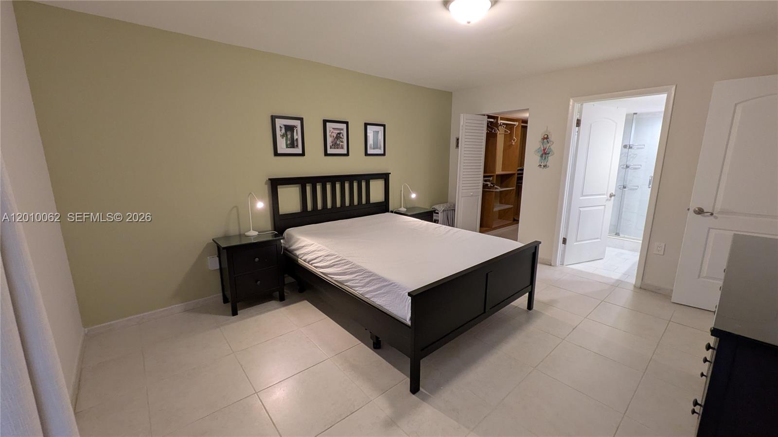 KENLAND BEND SOUTH CONDO - Residential