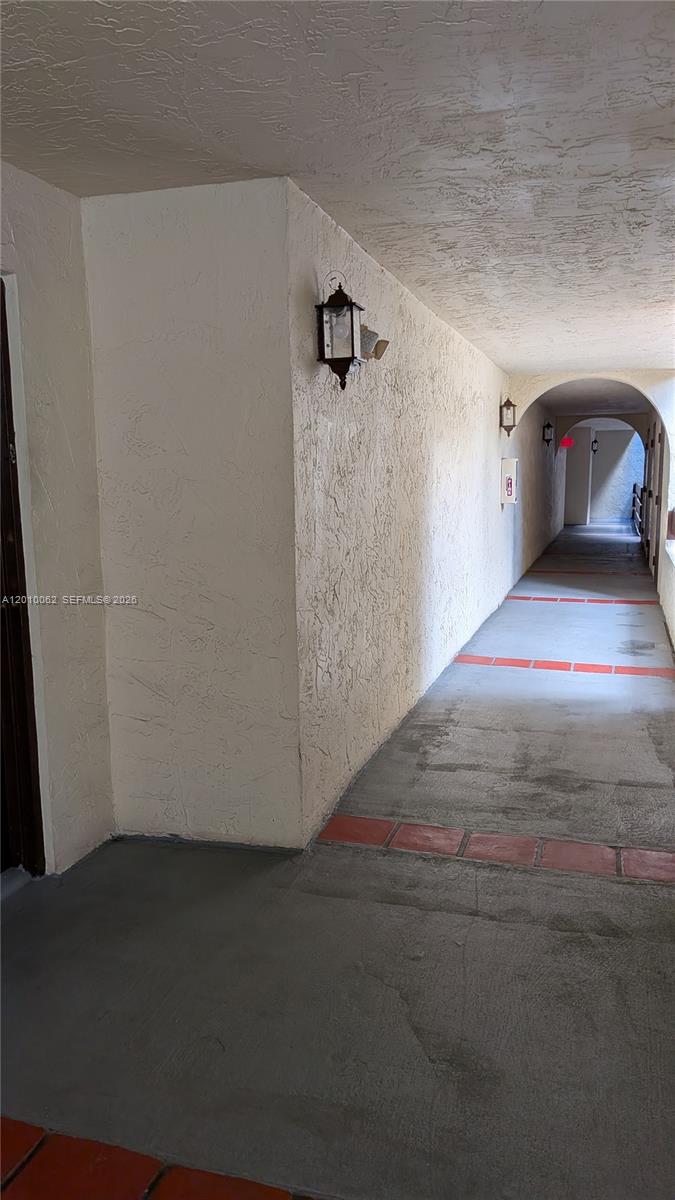 KENLAND BEND SOUTH CONDO - Residential