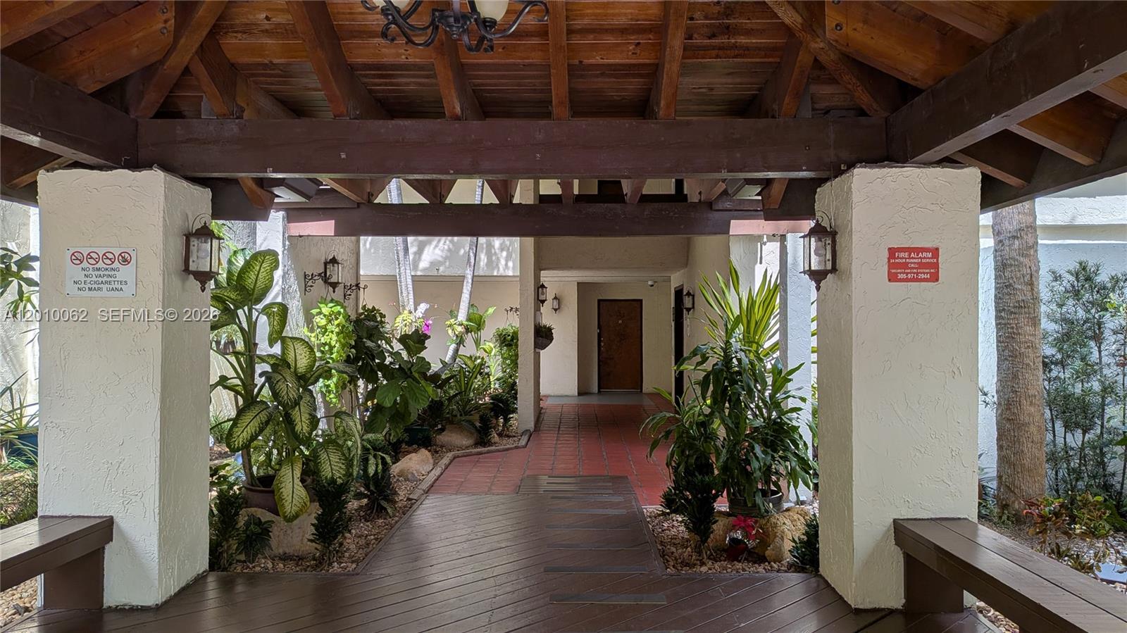 KENLAND BEND SOUTH CONDO - Residential