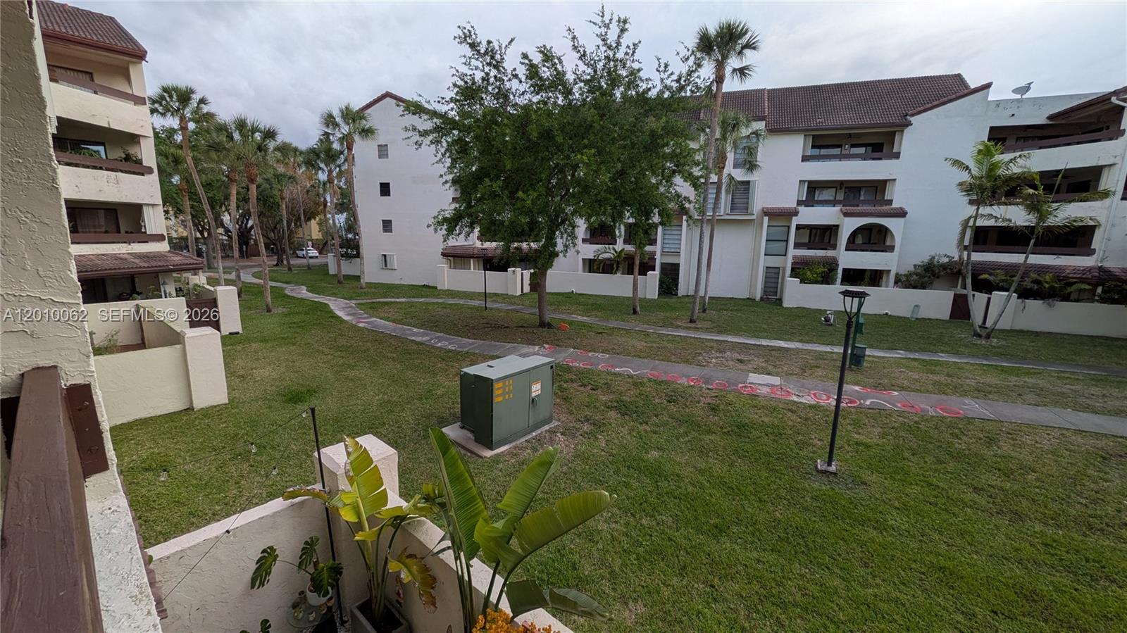 KENLAND BEND SOUTH CONDO - Residential