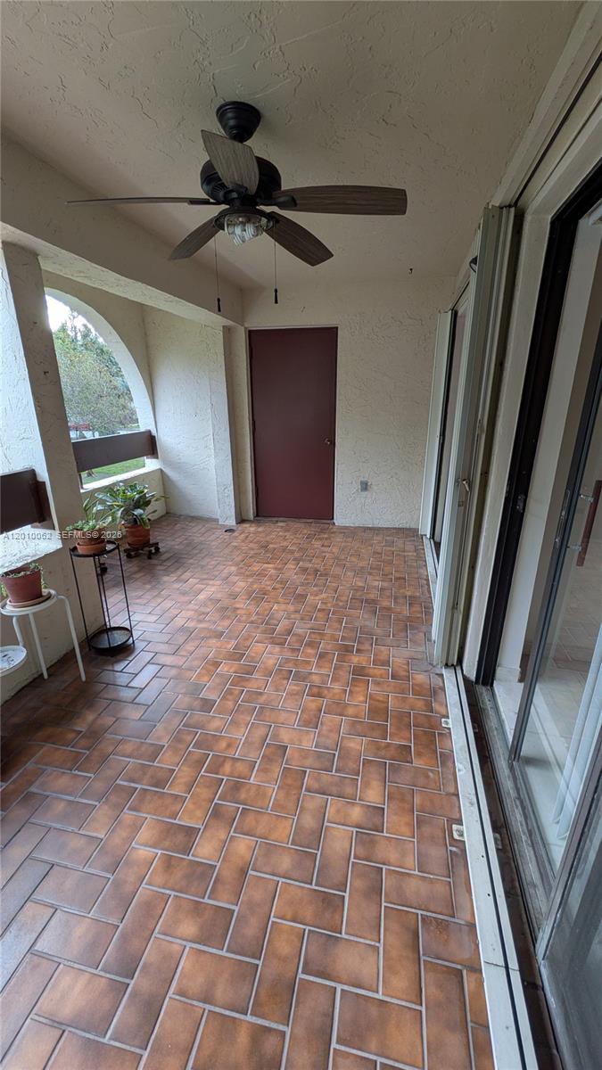 KENLAND BEND SOUTH CONDO - Residential