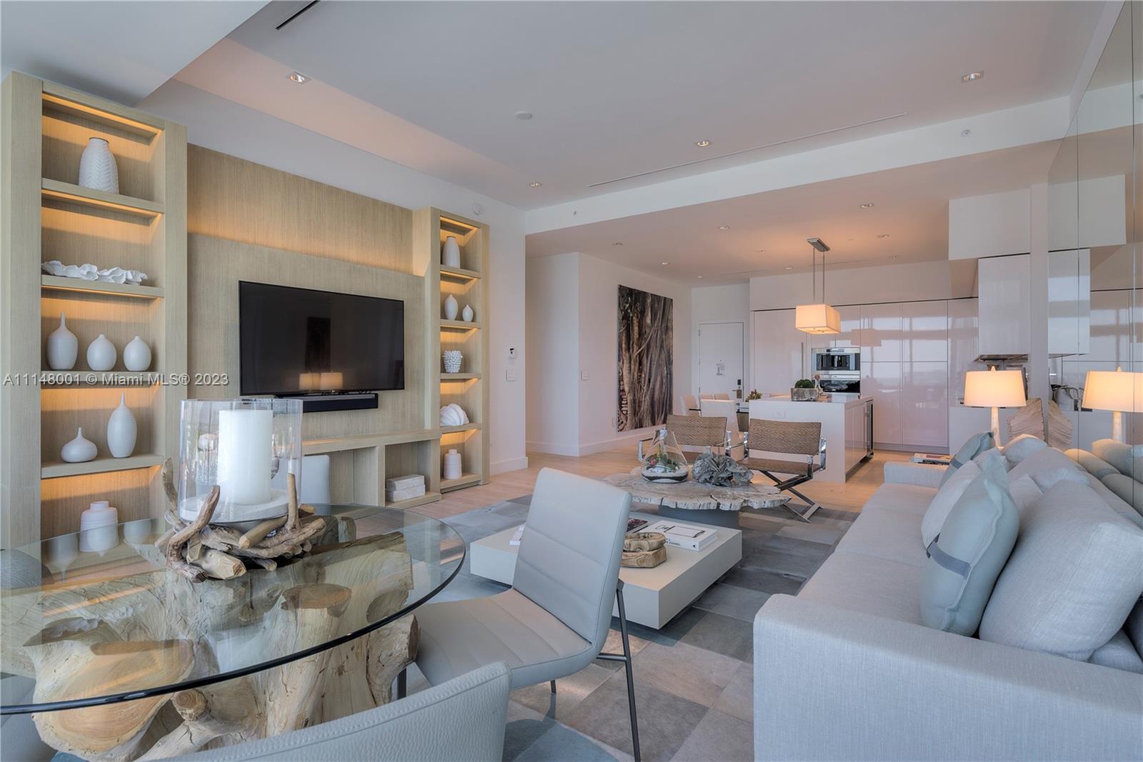 1 Hotel & Homes - Residential