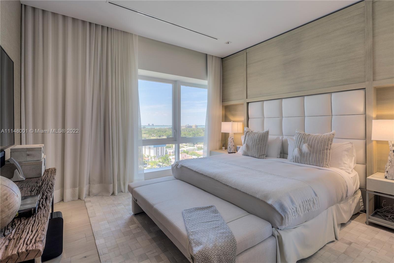 1 Hotel & Homes - Residential