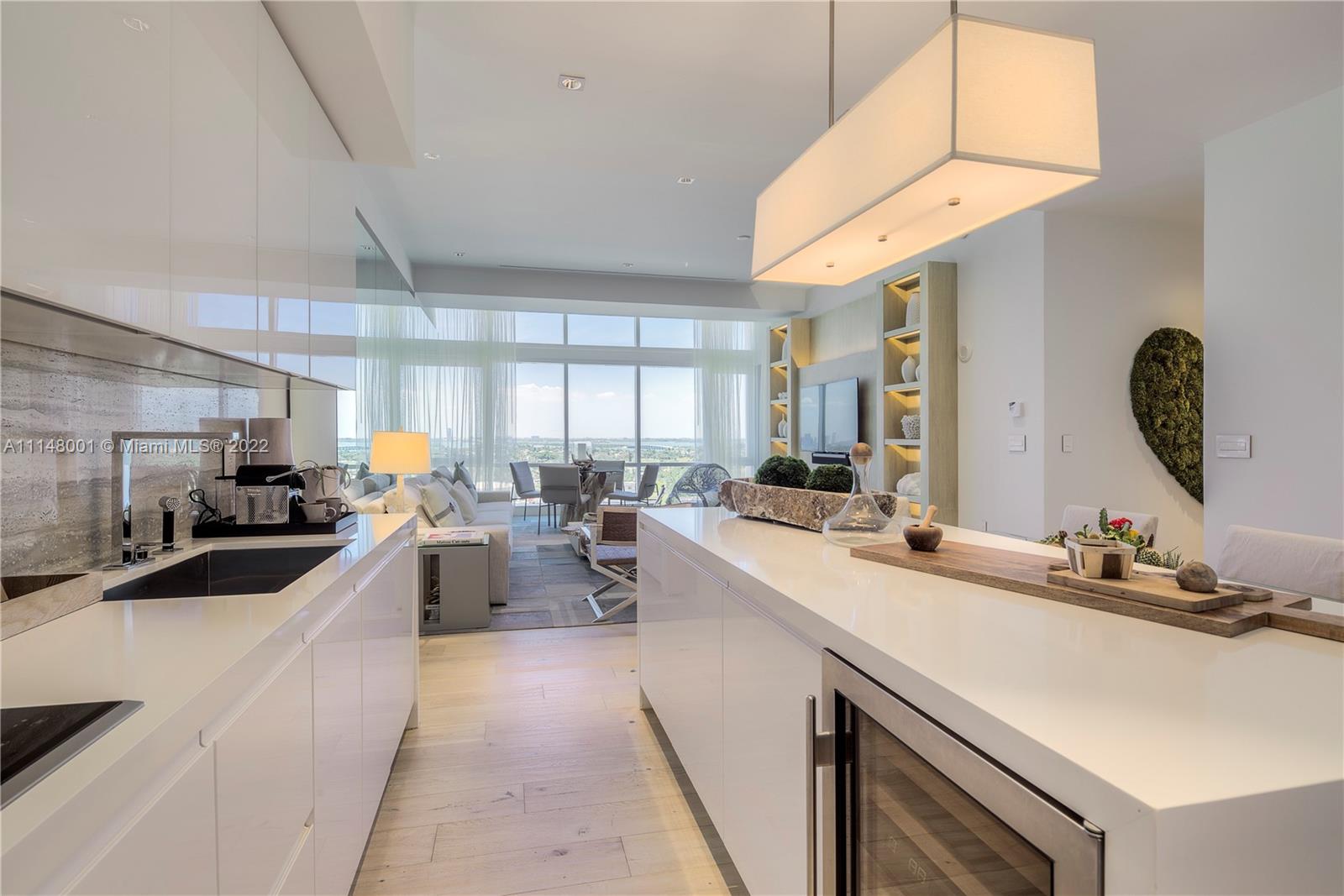 1 Hotel & Homes - Residential