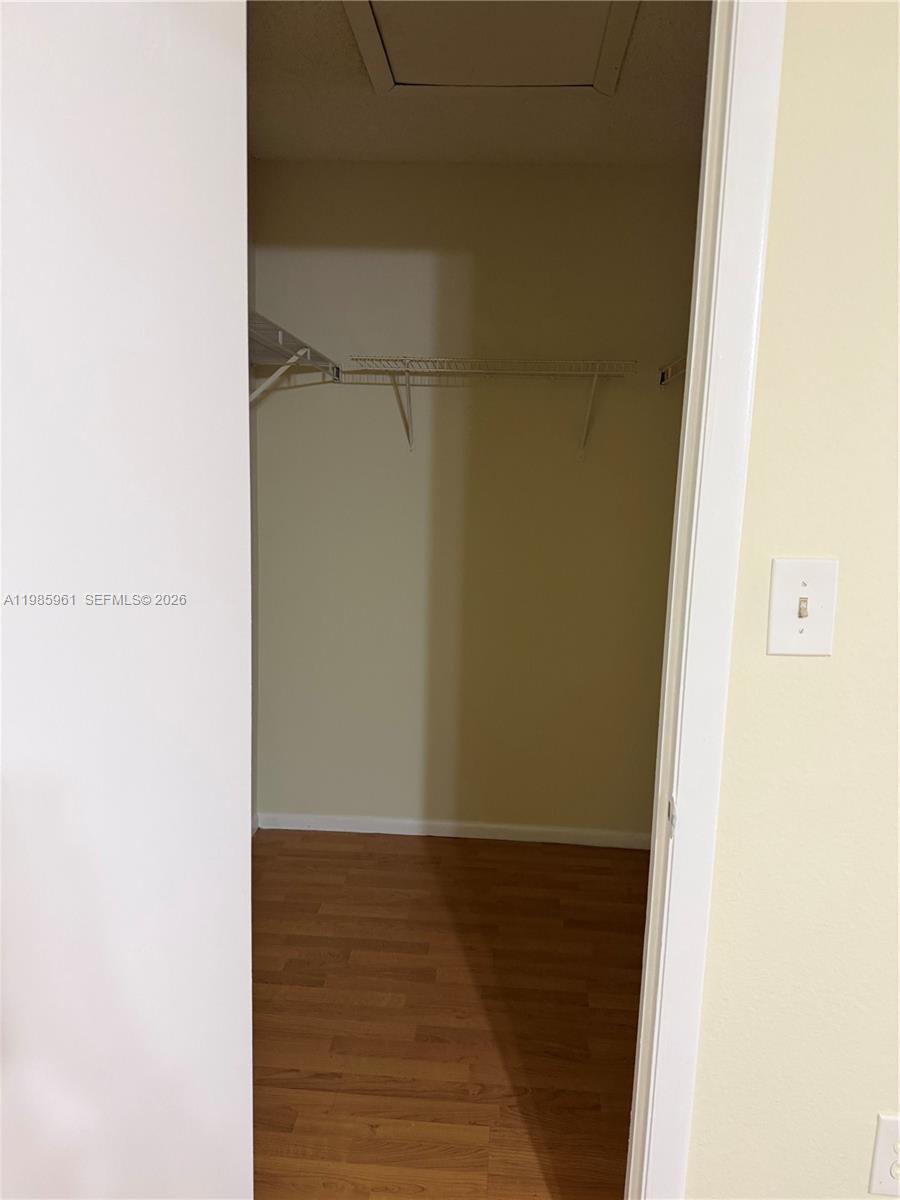 BISCAYNE BEACH CLUB CONDO - Residential