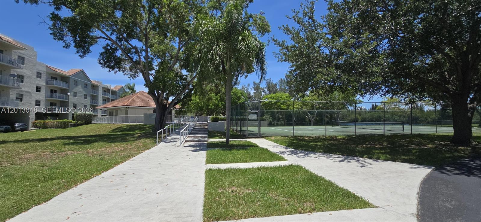 SAGA BAY GARDENS CONDO - Residential
