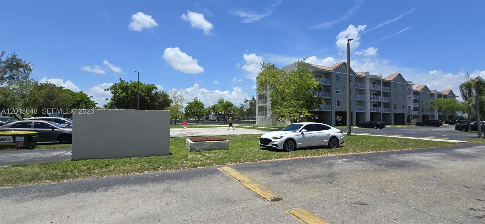 SAGA BAY GARDENS CONDO - Residential