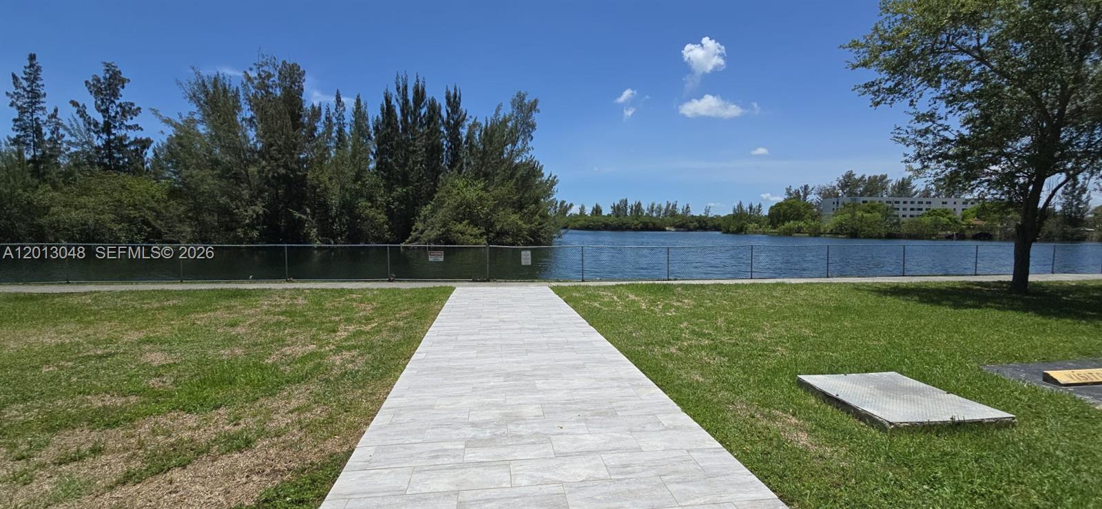 SAGA BAY GARDENS CONDO - Residential