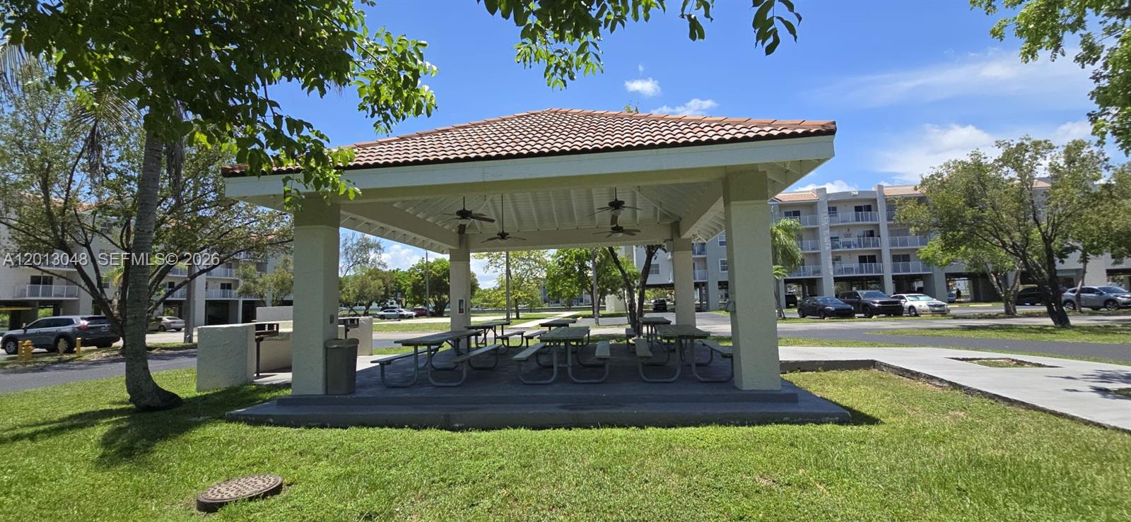 SAGA BAY GARDENS CONDO - Residential