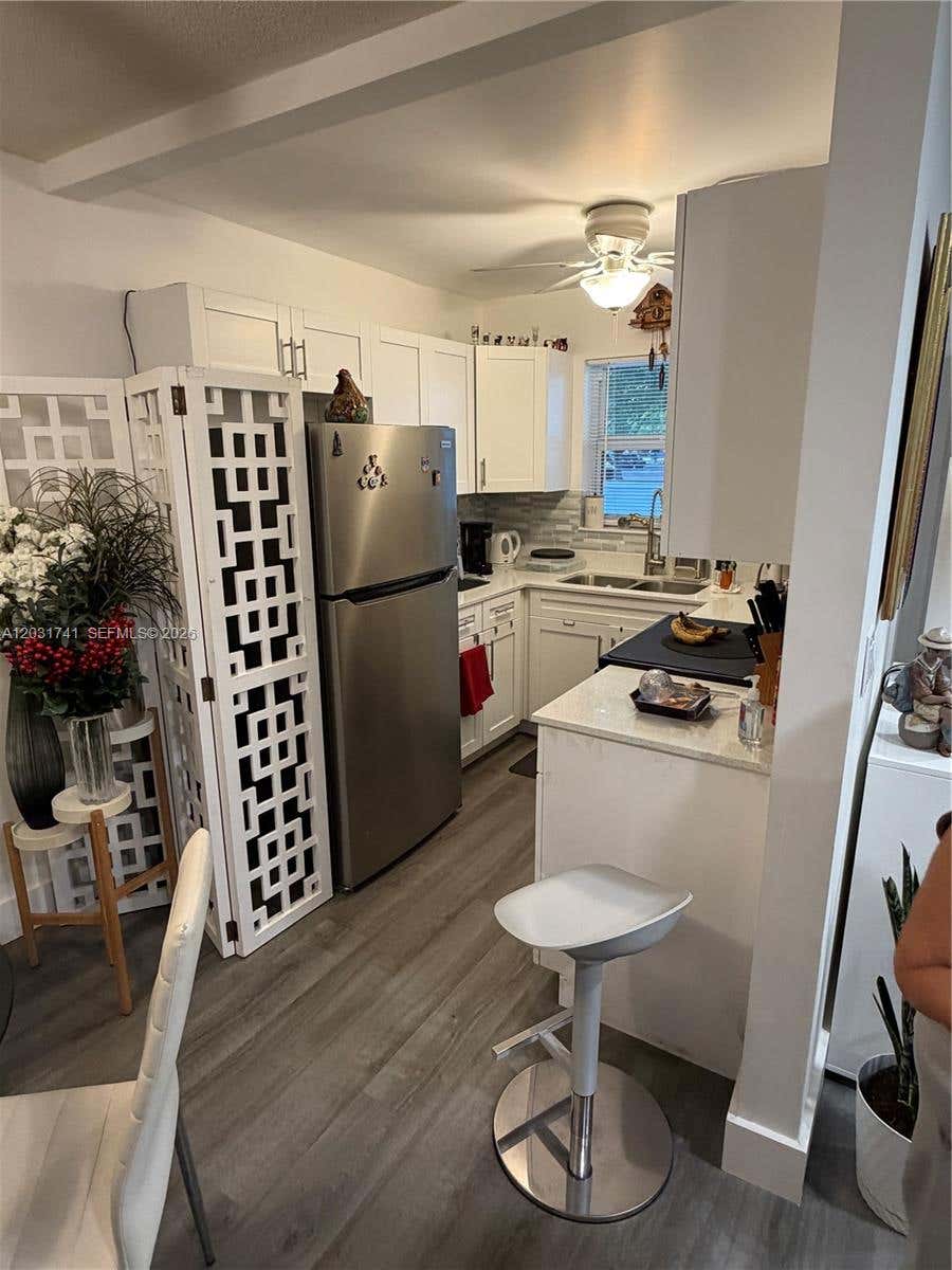 Photo of 3500 Harrison ST #4, Hollywood, FL 33021 (MLS # A12031741)