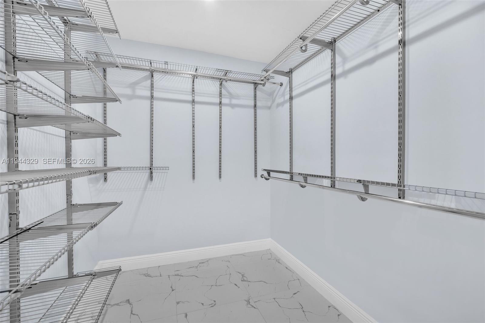 VISTA VERDE SEC TWO - Residential