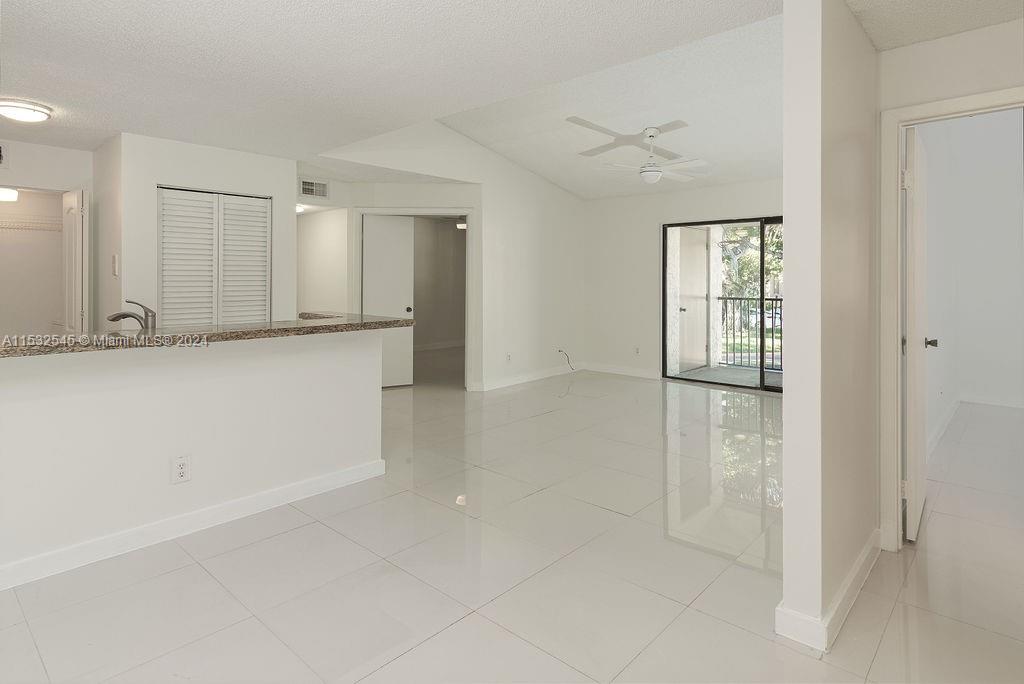 Property for Sale at 640 S Park Rd Rd 21-4, Hollywood, Broward County, Florida - Bedrooms: 3 
Bathrooms: 2  - $359,000