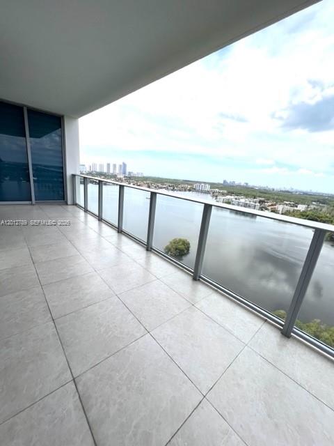 MARINA PALMS RESIDENCES S - Residential Lease